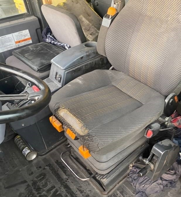 Komatsu HD 405-7 - Zelfrijdende kiepwagen: afbeelding 2 Komatsu HD 405-7 - Zelfrijdende kiepwagen: afbeelding 2