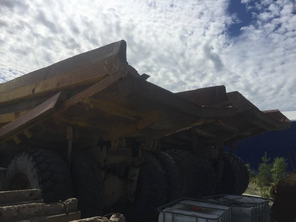 Komatsu HD 465-5 - Zelfrijdende kiepwagen: afbeelding 5 Komatsu HD 465-5 - Zelfrijdende kiepwagen: afbeelding 5