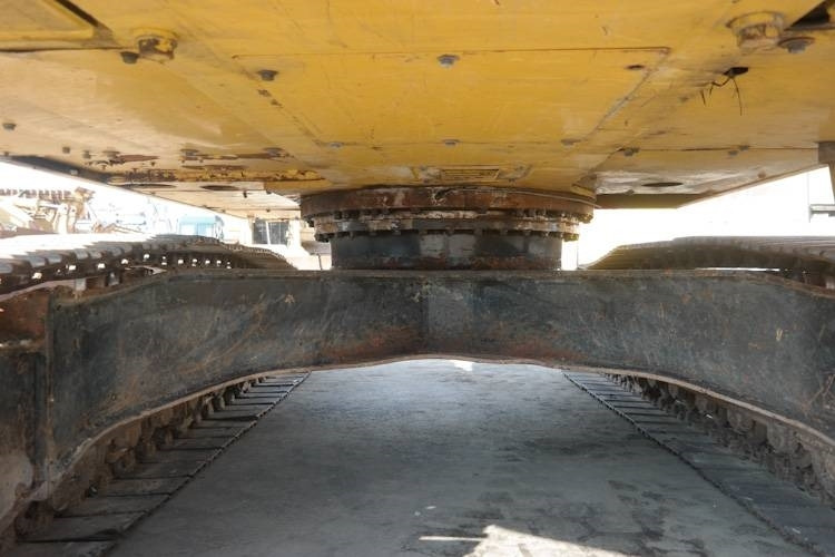 Komatsu PC 240-8 - Rupsgraafmachine: afbeelding 4 Komatsu PC 240-8 - Rupsgraafmachine: afbeelding 4