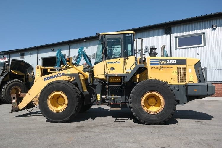 Komatsu WA 380-5-H - Wiellader: afbeelding 4 Komatsu WA 380-5-H - Wiellader: afbeelding 4