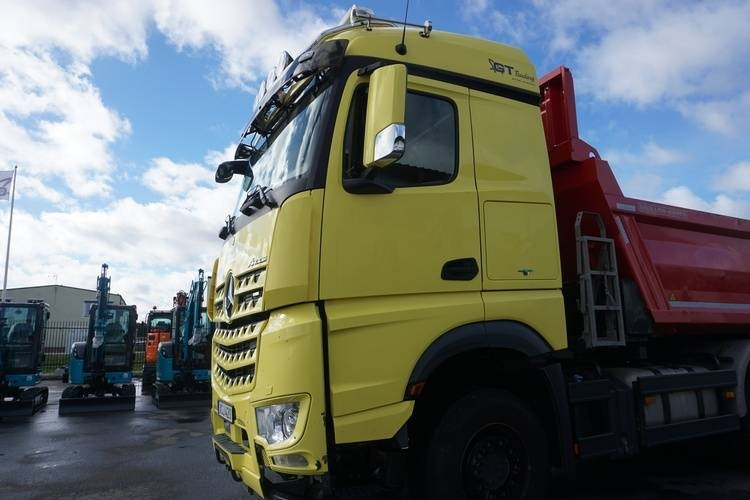 Mercedes-Benz Arocs 3263 , 8x4 Tridem - Kipper vrachtwagen: afbeelding 4 Mercedes-Benz Arocs 3263 , 8x4 Tridem - Kipper vrachtwagen: afbeelding 4