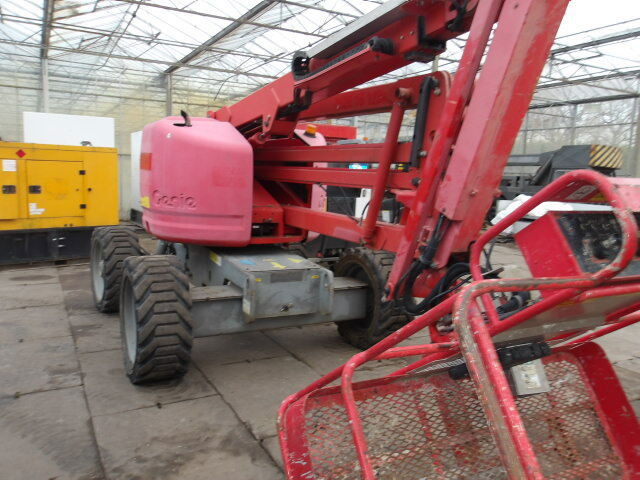 Genie Z45-25 - Knikarmhoogwerker: afbeelding 4 Genie Z45-25 - Knikarmhoogwerker: afbeelding 4