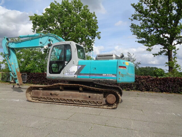 Kobelco SK250NLC - Rupsgraafmachine: afbeelding 1 Kobelco SK250NLC - Rupsgraafmachine: afbeelding 1