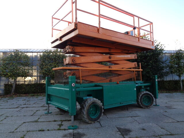 Liftlux SL140-24 - Schaarlift: afbeelding 1 Liftlux SL140-24 - Schaarlift: afbeelding 1