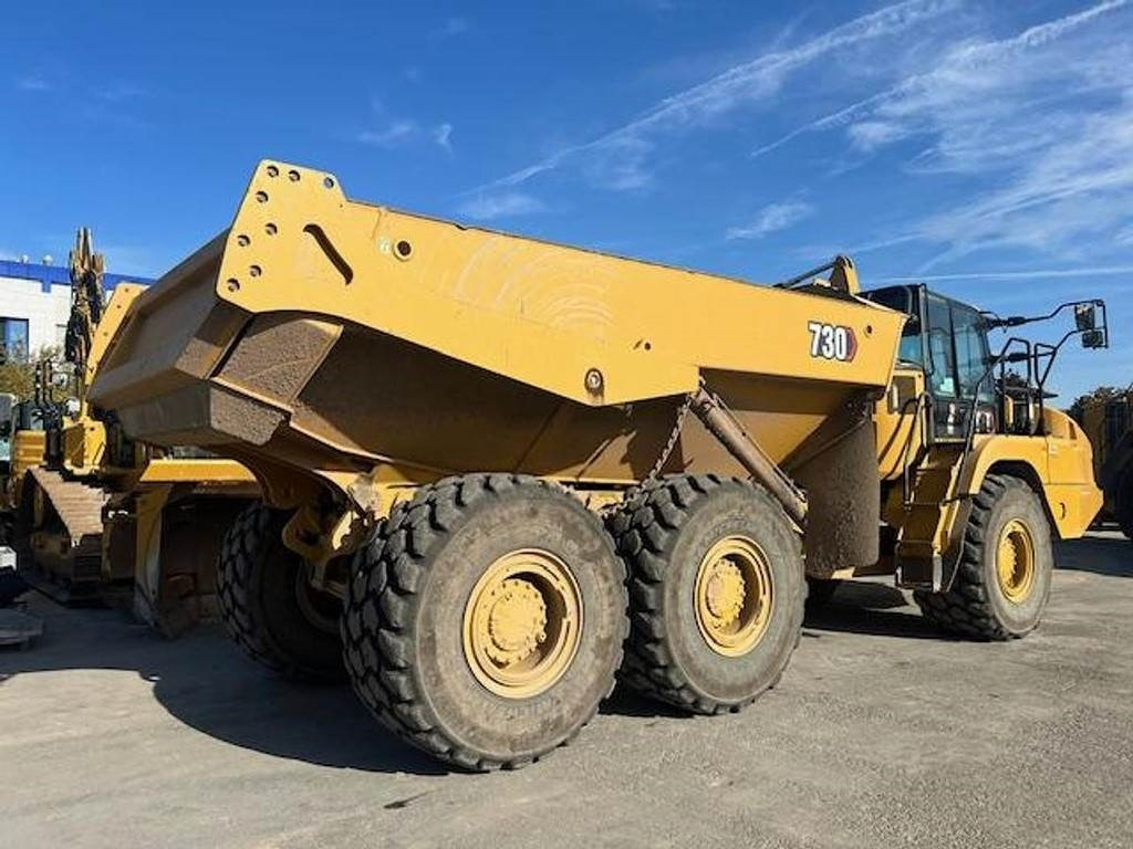 CAT 730 - Kiepwagen met knikbesturing: afbeelding 2 CAT 730 - Kiepwagen met knikbesturing: afbeelding 2