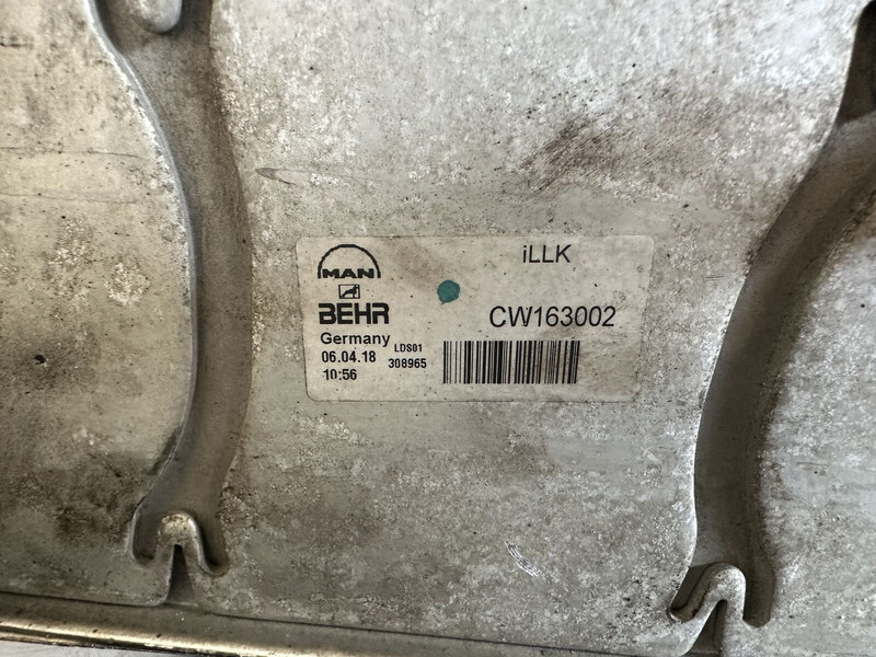 Behr - Oliekoeler voor Vrachtwagen: afbeelding 4 Behr - Oliekoeler voor Vrachtwagen: afbeelding 4