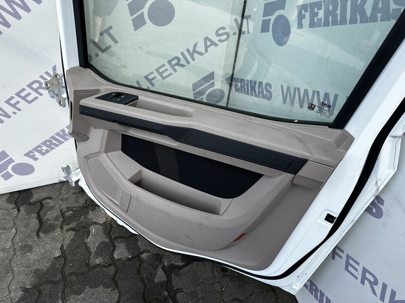 DAF right side - Deur en onderdelen voor Vrachtwagen: afbeelding 3 DAF right side - Deur en onderdelen voor Vrachtwagen: afbeelding 3