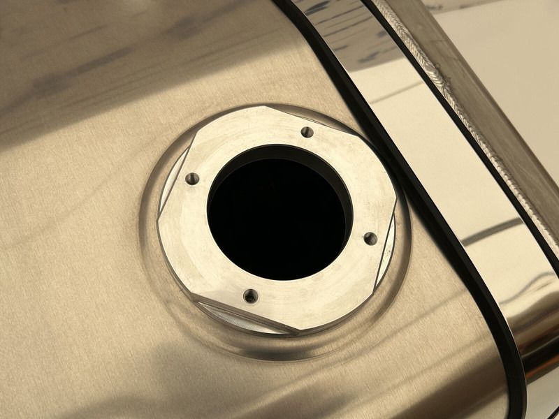 Nieuw Hydrauliektank voor Vrachtwagen Hydraulic aluminum oil tank 200L: afbeelding 7