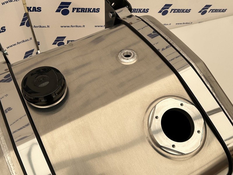 Nieuw Hydrauliektank voor Vrachtwagen Hydraulic aluminum oil tank 200L: afbeelding 6