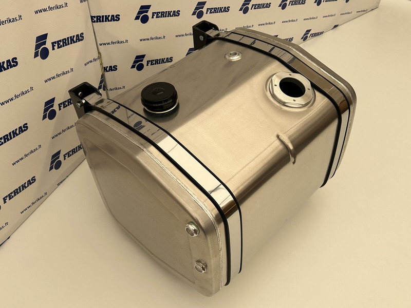 Hydraulic aluminum oil tank 250L - Hydrauliektank voor Vrachtwagen: afbeelding 2 Hydraulic aluminum oil tank 250L - Hydrauliektank voor Vrachtwagen: afbeelding 2