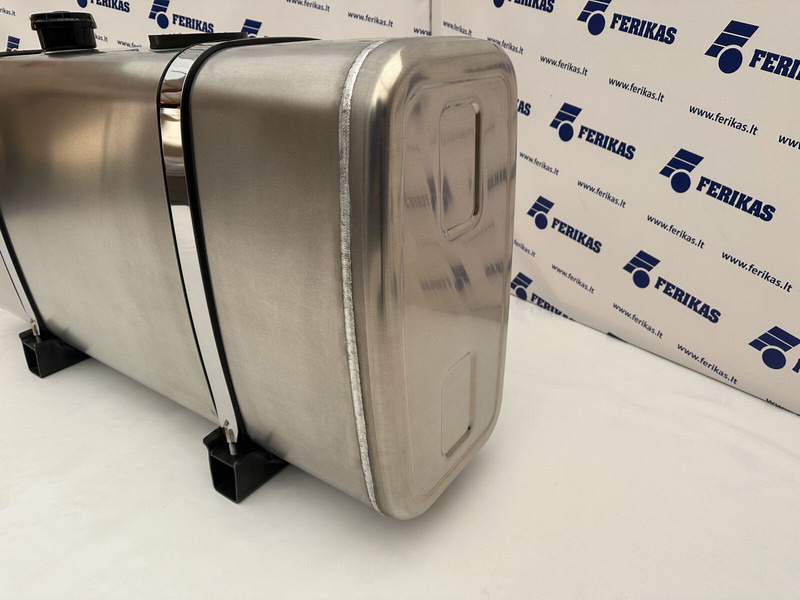 Hydraulic aluminum oil tank 250L - Hydrauliektank voor Vrachtwagen: afbeelding 2 Hydraulic aluminum oil tank 250L - Hydrauliektank voor Vrachtwagen: afbeelding 2