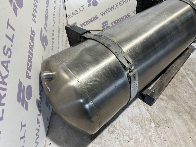 Iveco LNG gas tank - Brandstoftank voor Vrachtwagen: afbeelding 3 Iveco LNG gas tank - Brandstoftank voor Vrachtwagen: afbeelding 3