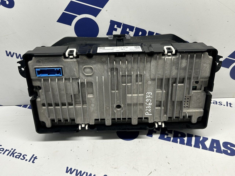 MAN TGX - Instrumentenpaneel voor Vrachtwagen: afbeelding 2 MAN TGX - Instrumentenpaneel voor Vrachtwagen: afbeelding 2