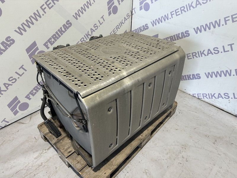 Mercedes-Benz Actros MP4 - Katalysator voor Vrachtwagen: afbeelding 1 Mercedes-Benz Actros MP4 - Katalysator voor Vrachtwagen: afbeelding 1