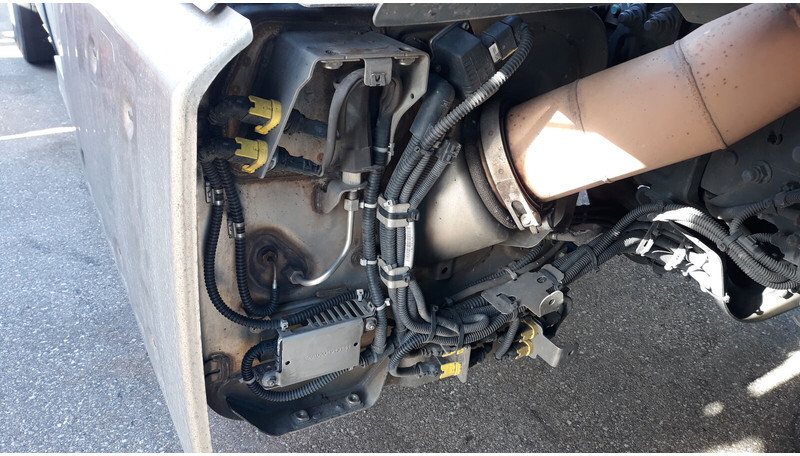 Mercedes-Benz Actros MP4 - Katalysator voor Vrachtwagen: afbeelding 4 Mercedes-Benz Actros MP4 - Katalysator voor Vrachtwagen: afbeelding 4