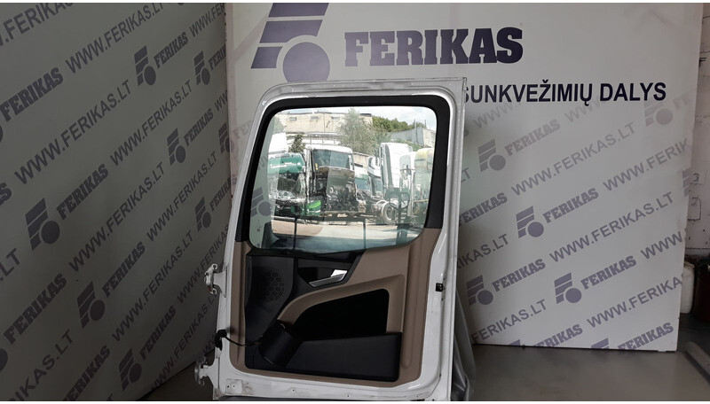 Mercedes-Benz Actros MP4 - Deur en onderdelen voor Vrachtwagen: afbeelding 3 Mercedes-Benz Actros MP4 - Deur en onderdelen voor Vrachtwagen: afbeelding 3