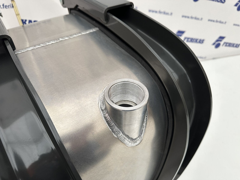 Mercedes-Benz - Hydrauliektank voor Vrachtwagen: afbeelding 5 Mercedes-Benz - Hydrauliektank voor Vrachtwagen: afbeelding 5