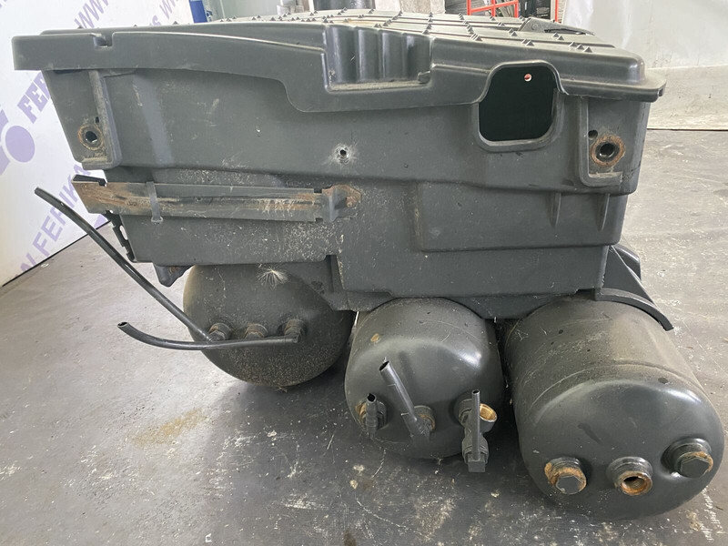 Mercedes-Benz MB actros mp4 - Batterij voor Vrachtwagen: afbeelding 4 Mercedes-Benz MB actros mp4 - Batterij voor Vrachtwagen: afbeelding 4