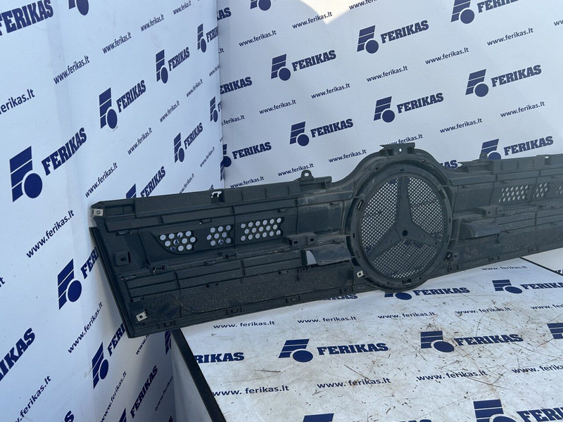 Mercedes-Benz bonnet grill - Motorkap voor Vrachtwagen: afbeelding 5 Mercedes-Benz bonnet grill - Motorkap voor Vrachtwagen: afbeelding 5
