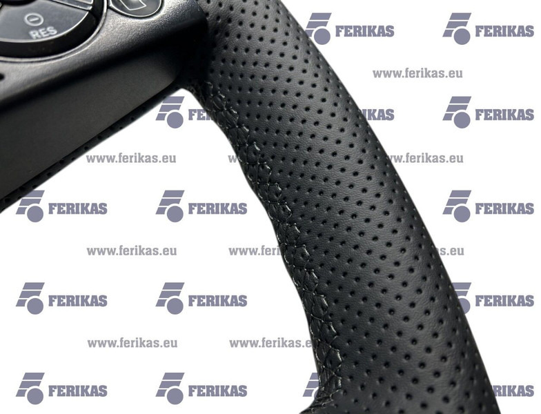 Mercedes-Benz restored steering wheel - Stuurwiel voor Vrachtwagen: afbeelding 5 Mercedes-Benz restored steering wheel - Stuurwiel voor Vrachtwagen: afbeelding 5