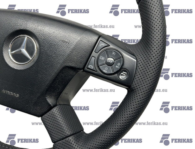 Mercedes-Benz restored steering wheel - Stuurwiel voor Vrachtwagen: afbeelding 4 Mercedes-Benz restored steering wheel - Stuurwiel voor Vrachtwagen: afbeelding 4