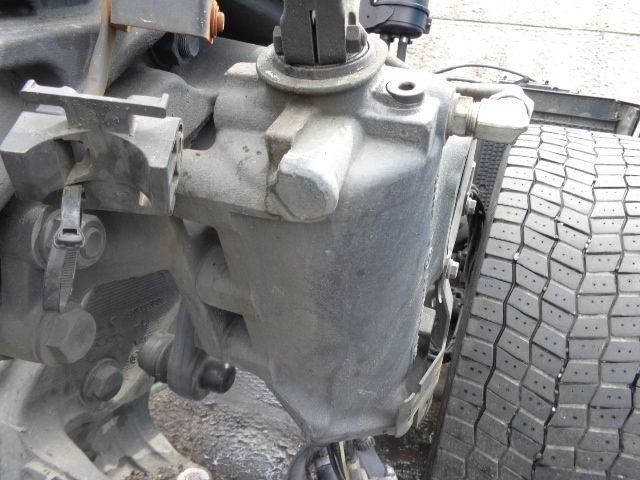 Mercedes-Benz steering gear - Stuurhuis voor Vrachtwagen: afbeelding 4 Mercedes-Benz steering gear - Stuurhuis voor Vrachtwagen: afbeelding 4