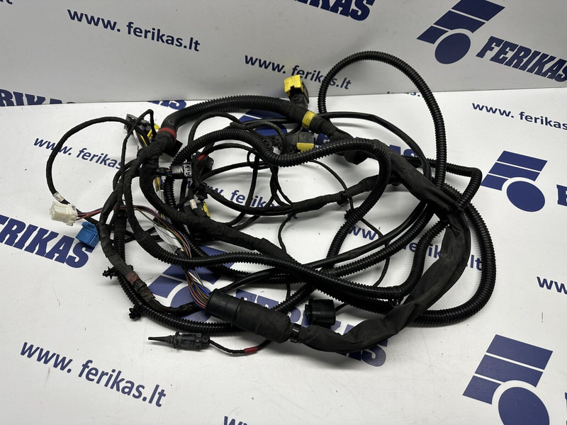 Mercedes-Benz xenon headlights wires set - Koplamp voor Vrachtwagen: afbeelding 1 Mercedes-Benz xenon headlights wires set - Koplamp voor Vrachtwagen: afbeelding 1