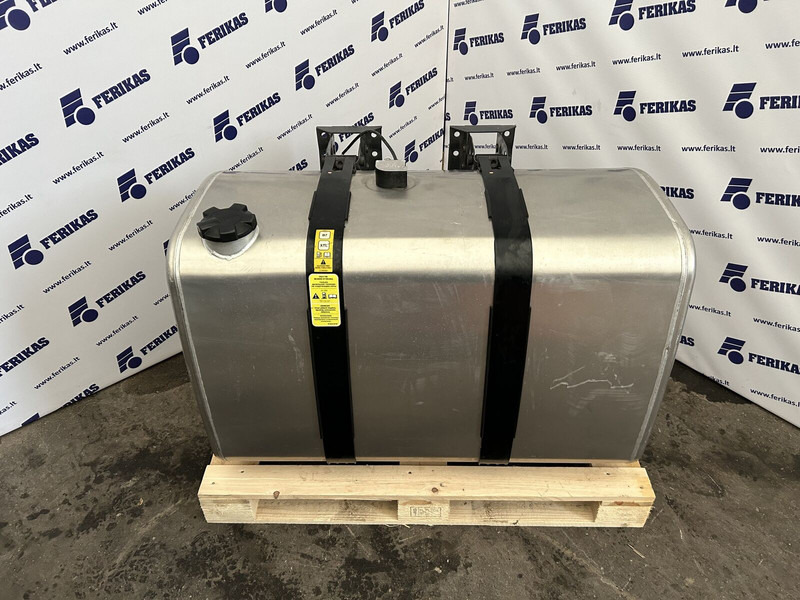 Renault 450L 710x690x1130 - Brandstoftank voor Vrachtwagen: afbeelding 1 Renault 450L 710x690x1130 - Brandstoftank voor Vrachtwagen: afbeelding 1