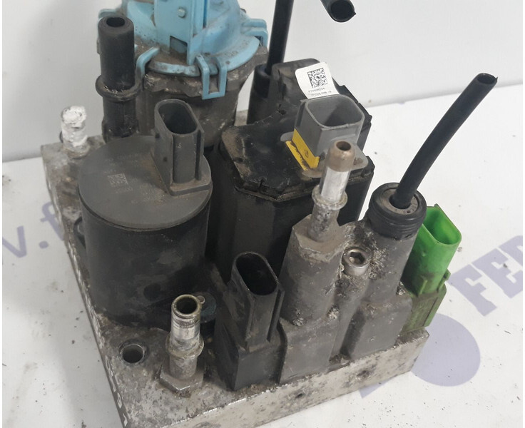 Volvo FH4 - Uitlaatsysteem voor Vrachtwagen: afbeelding 3 Volvo FH4 - Uitlaatsysteem voor Vrachtwagen: afbeelding 3