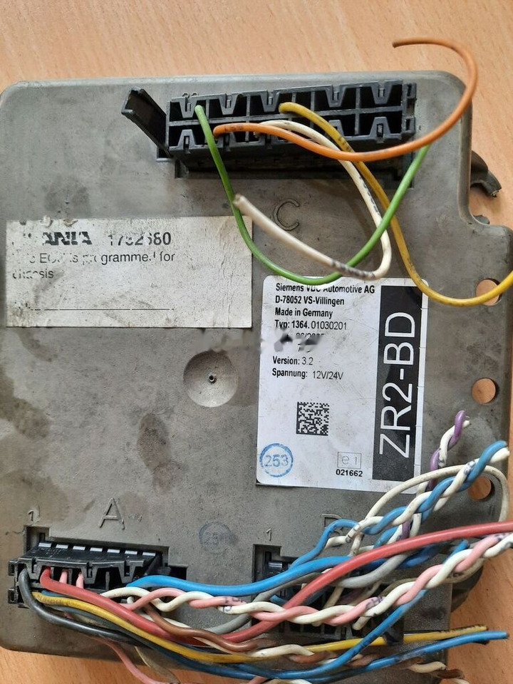 Scania MUX2-B MUX2-M.MUX2-B+/ ZR2-BS/ ZR2-BD Scania Neoplan - ECU voor Bus: afbeelding 1 Scania MUX2-B MUX2-M.MUX2-B+/ ZR2-BS/ ZR2-BD Scania Neoplan - ECU voor Bus: afbeelding 1