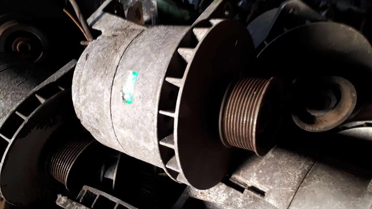Scania Volvo B12 - Dynamo voor Bus: afbeelding 2 Scania Volvo B12 - Dynamo voor Bus: afbeelding 2