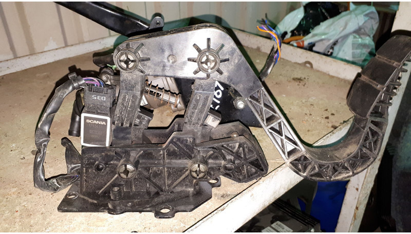 Scania педаль газа - Motor en onderdelen: afbeelding 1 Scania педаль газа - Motor en onderdelen: afbeelding 1