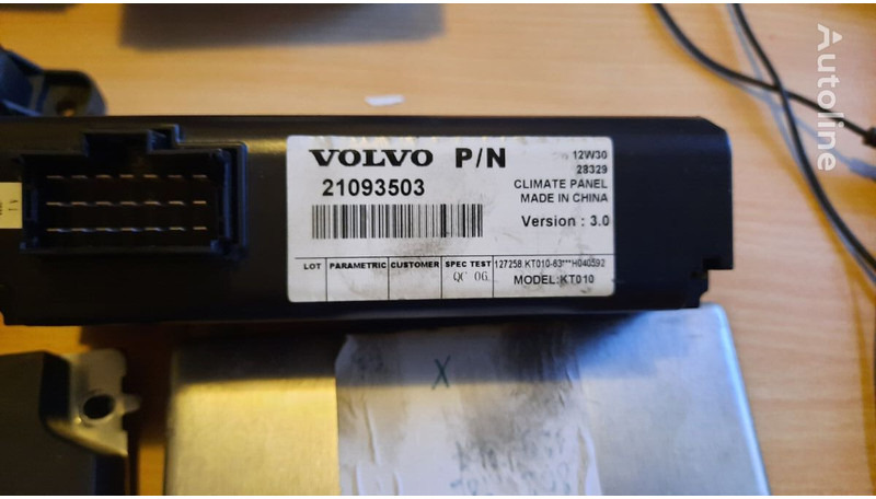 Volvo 20815236-P04. 70327101. 2054900 . 20744283-01. 3192577. 20815236 - ECU: afbeelding 4 Volvo 20815236-P04. 70327101. 2054900 . 20744283-01. 3192577. 20815236 - ECU: afbeelding 4