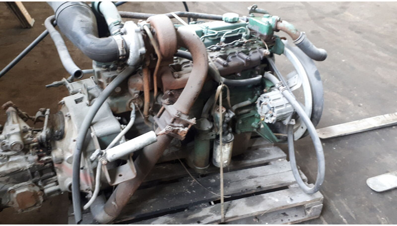 Volvo D6A . D7A- 285 - Motor: afbeelding 1 Volvo D6A . D7A- 285 - Motor: afbeelding 1