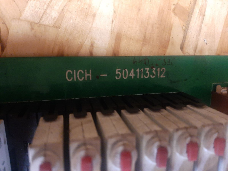 Elektrisch systeem Volvo: afbeelding 6 Elektrisch systeem Volvo: afbeelding 6