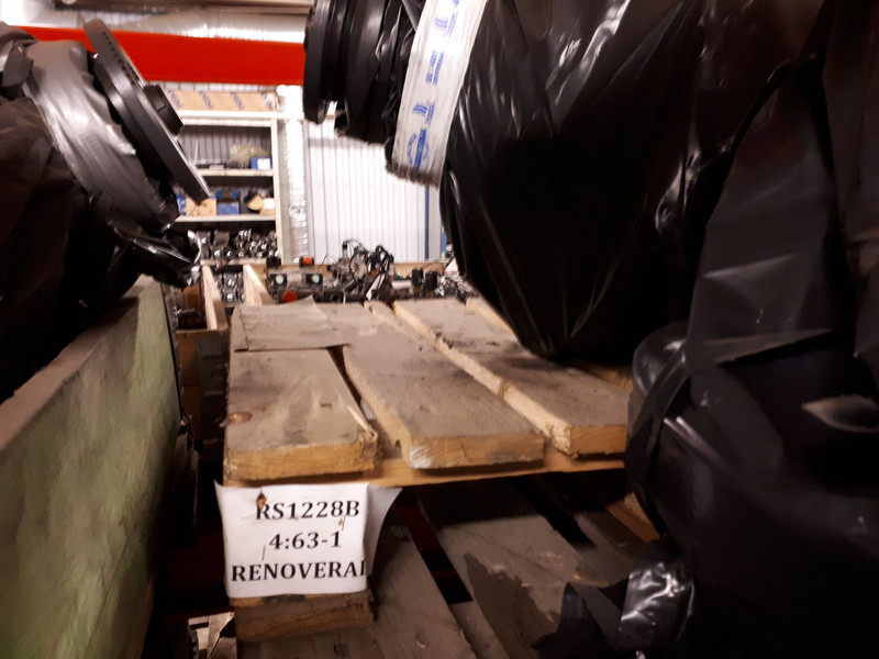Volvo MS17X.- 2.85/ 3.08 .\5.29\ 5.63. - Differentieel: afbeelding 4 Volvo MS17X.- 2.85/ 3.08 .\5.29\ 5.63. - Differentieel: afbeelding 4