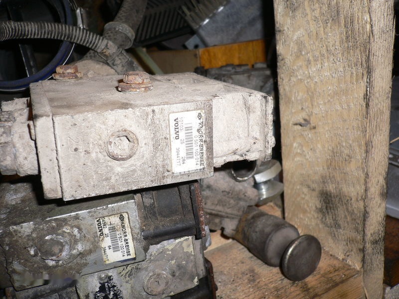 Volvo Uronem pola 0501100014. 28. 29. 35. 40. Volvo skaniya - ECU voor Bus: afbeelding 4 Volvo Uronem pola 0501100014. 28. 29. 35. 40. Volvo skaniya - ECU voor Bus: afbeelding 4
