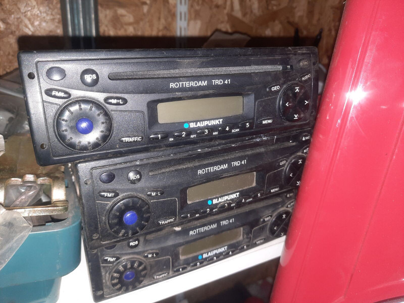 Volvo Video system x-dmr 8 R8 Compact RJ45 - Elektrisch systeem: afbeelding 5 Volvo Video system x-dmr 8 R8 Compact RJ45 - Elektrisch systeem: afbeelding 5