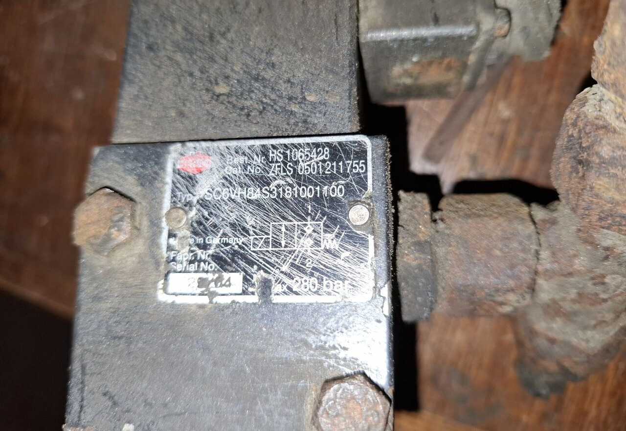 Volvo ZFLS / Herion Volvo b12 - Hydraulische cilinder voor Bus: afbeelding 4 Volvo ZFLS / Herion Volvo b12 - Hydraulische cilinder voor Bus: afbeelding 4