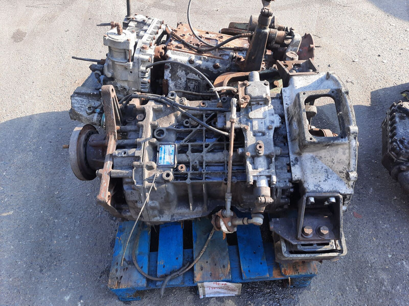 ZF 16S130 .8S180IT . 6S150C. 8S140 IT.6S80+GV80/ 6S90/ S5-24-3 / 6S - Versnellingsbak: afbeelding 4 ZF 16S130 .8S180IT . 6S150C. 8S140 IT.6S80+GV80/ 6S90/ S5-24-3 / 6S - Versnellingsbak: afbeelding 4