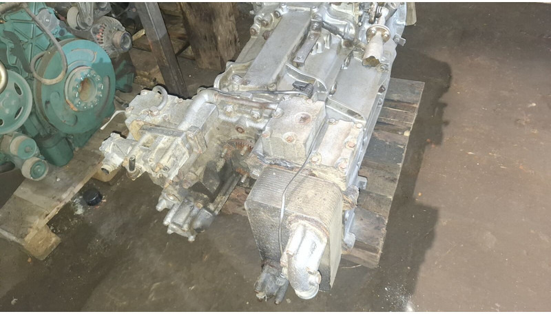 ZF GO210-6. S6 85+GV80/ S6 90 + GV90 - Versnellingsbak: afbeelding 4 ZF GO210-6. S6 85+GV80/ S6 90 + GV90 - Versnellingsbak: afbeelding 4