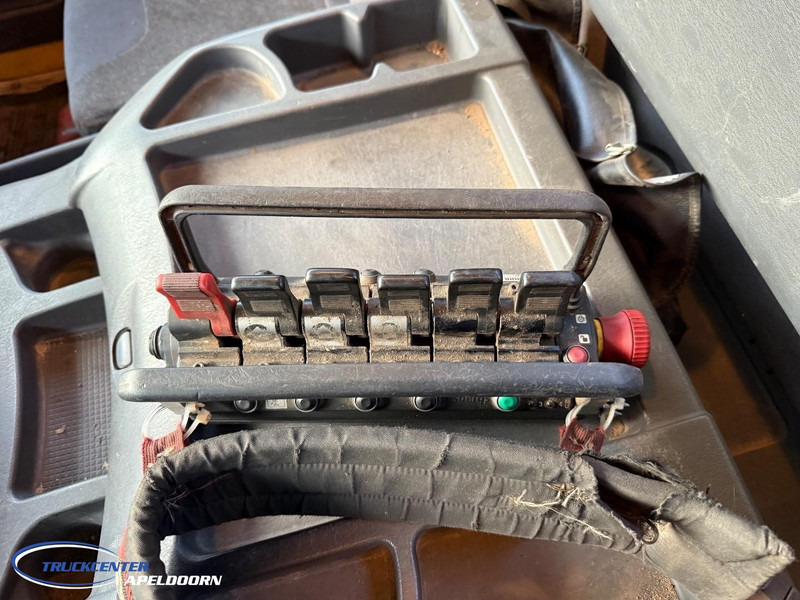 Hiab 322 EP-5 Hipro 2x Extra functie, Afstandsbediening - Autolaadkraan: afbeelding 3 Hiab 322 EP-5 Hipro 2x Extra functie, Afstandsbediening - Autolaadkraan: afbeelding 3