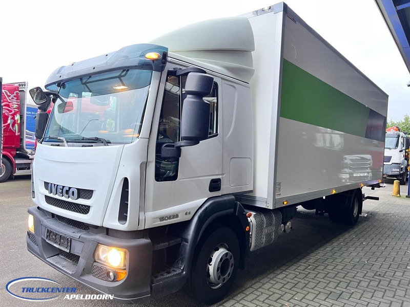 Iveco Eurocargo 150E28 175.650 km, AC, 3 Stoelen, 2000 kg lift, 6 Cilinder - Bakwagen: afbeelding 3 Iveco Eurocargo 150E28 175.650 km, AC, 3 Stoelen, 2000 kg lift, 6 Cilinder - Bakwagen: afbeelding 3