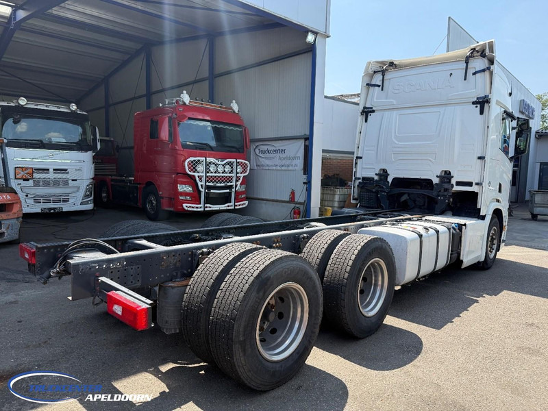 Scania R650 V8 NGS 6x4, Standclima, Retarder, PTO, 9000 kg Vooras - Chassis vrachtwagen: afbeelding 2 Scania R650 V8 NGS 6x4, Standclima, Retarder, PTO, 9000 kg Vooras - Chassis vrachtwagen: afbeelding 2