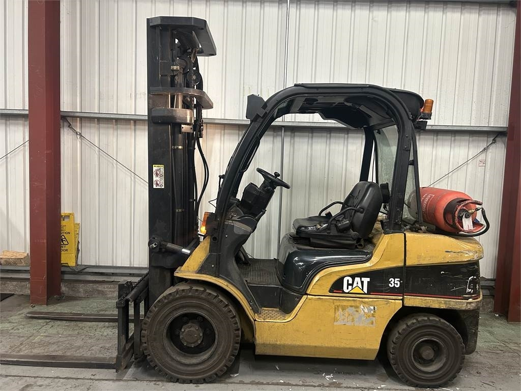 CAT GP35N - LPG heftruck: afbeelding 1 CAT GP35N - LPG heftruck: afbeelding 1