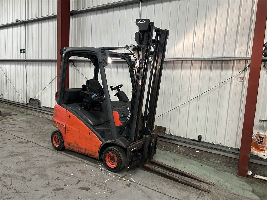 Linde H14T-01 - LPG heftruck: afbeelding 4 Linde H14T-01 - LPG heftruck: afbeelding 4