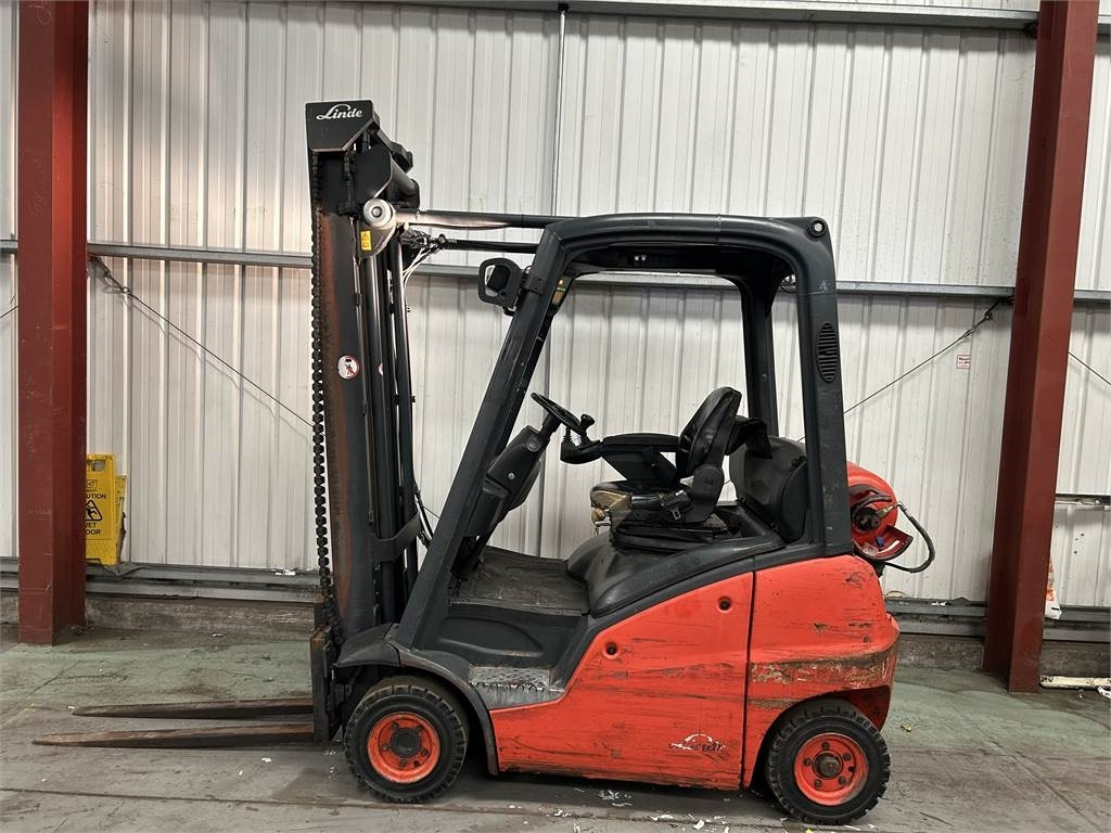 Linde H14T-01 - LPG heftruck: afbeelding 1 Linde H14T-01 - LPG heftruck: afbeelding 1