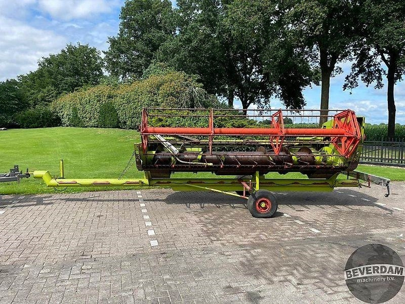Claas maaibord 400 - Oogstmachine toebehoor: afbeelding 3 Claas maaibord 400 - Oogstmachine toebehoor: afbeelding 3