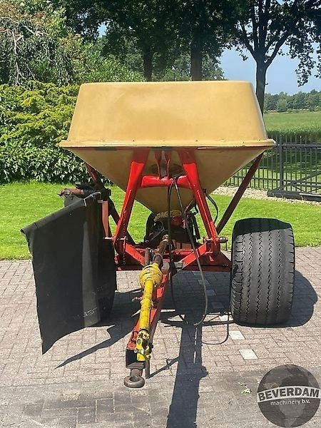 Vicon getrokken kunstmeststrooier - Kunstmeststrooier: afbeelding 2 Vicon getrokken kunstmeststrooier - Kunstmeststrooier: afbeelding 2