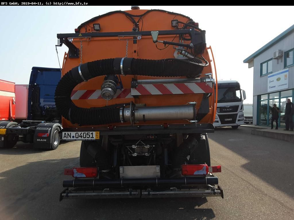 MAN TGS 18.360 4X2 LL Bucher OF 8000 RS beids. WK HD - Veegwagen: afbeelding 3 MAN TGS 18.360 4X2 LL Bucher OF 8000 RS beids. WK HD - Veegwagen: afbeelding 3
